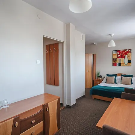 Ow Jaskolka זקופאנה