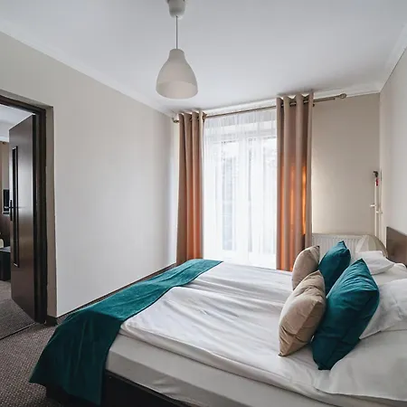 Ow Jaskolka זקופאנה