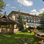 Ow Jaskółka Resort