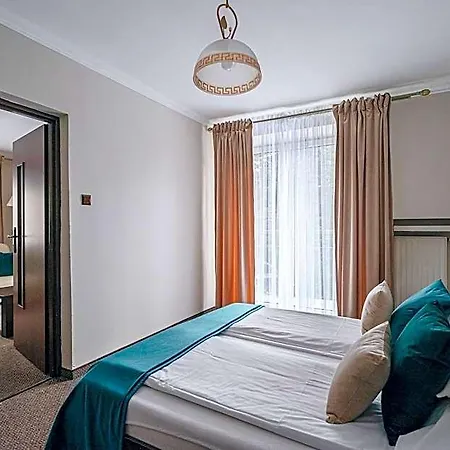 Ow Jaskolka Курортный комплекс 3*