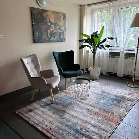 Ow Jaskolka 3*